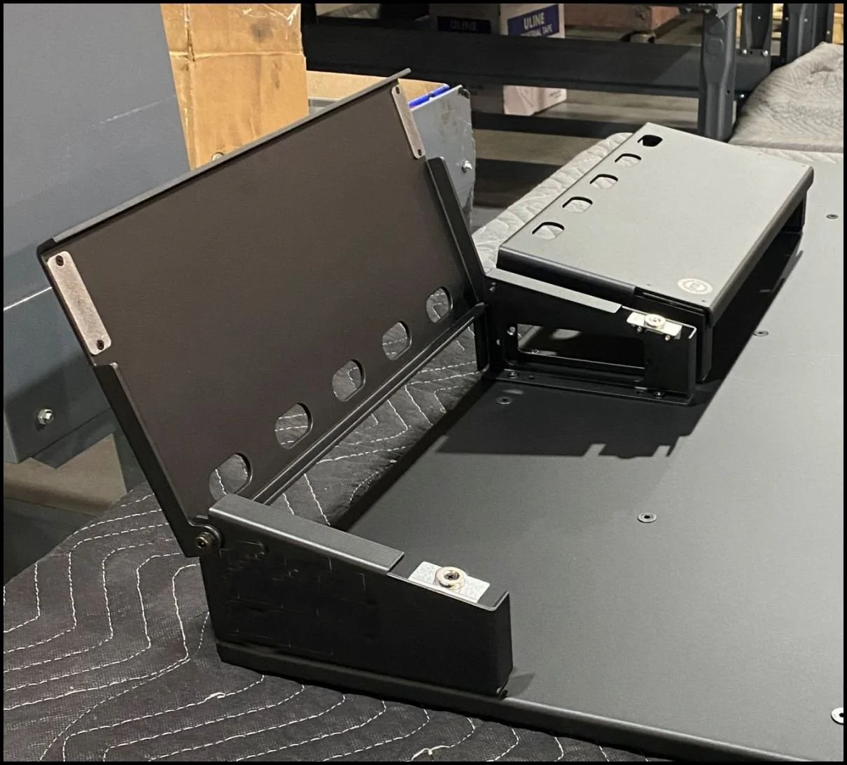 Angled MagLatch Hinged Bridges — FIX Pedalboards